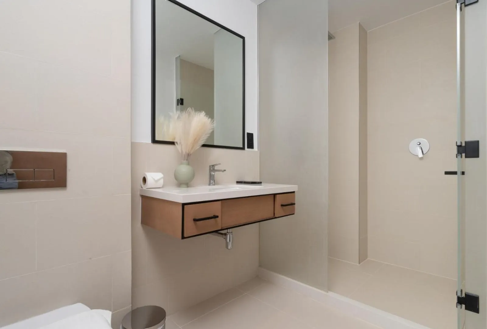 Apartment Dazzling And Spacious 3Bdr In Vida Marina-28 Dubai