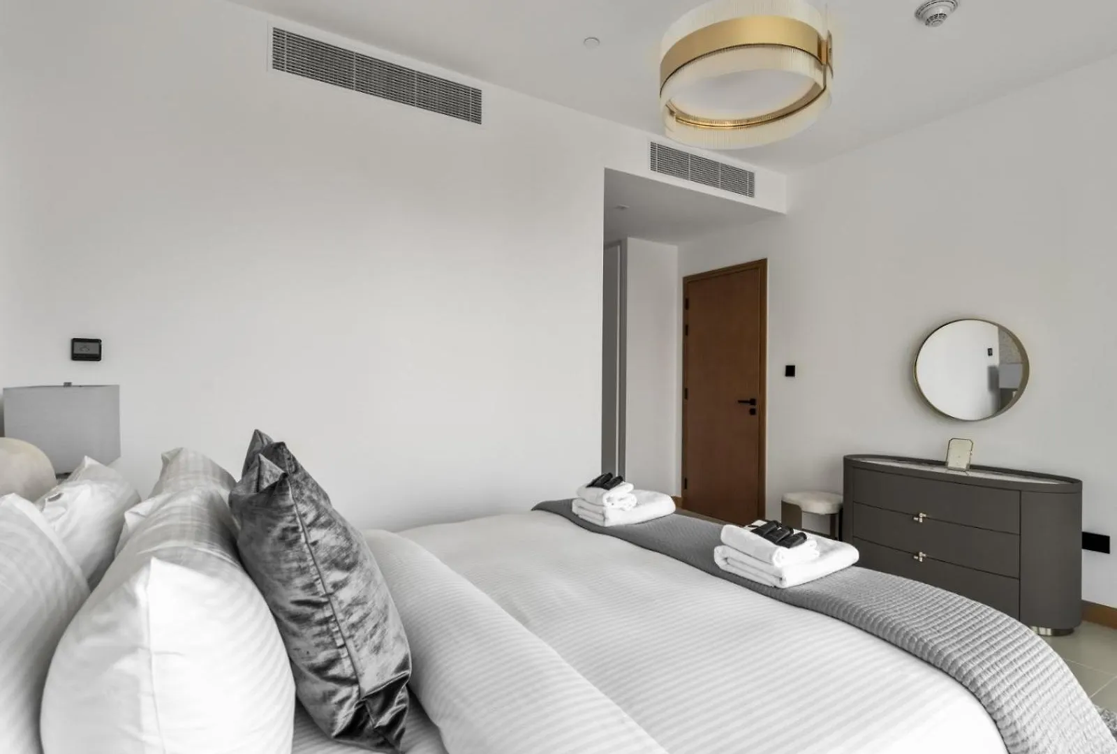 Dazzling And Spacious 3Bdr In Vida Marina-28 Dubai Apartment