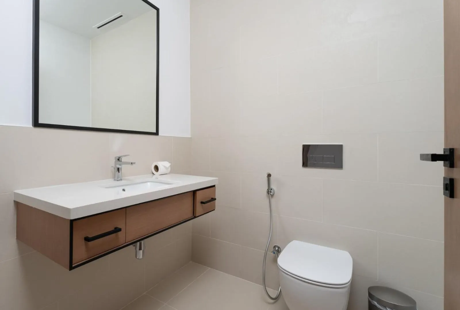 Lejlighed Dazzling And Spacious 3Bdr In Vida Marina-28 Dubai