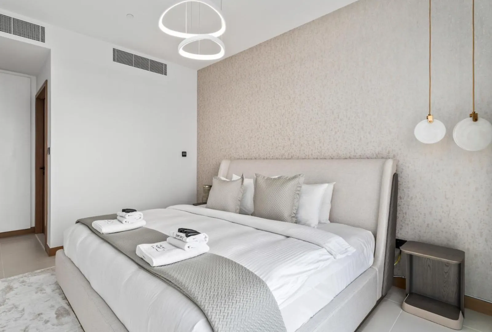 דירה דובאי Dazzling And Spacious 3Bdr In Vida Marina-28